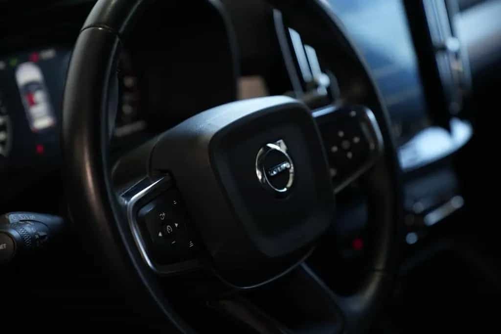Volvo XC40 Momentum AWD 08/2018-photo-19