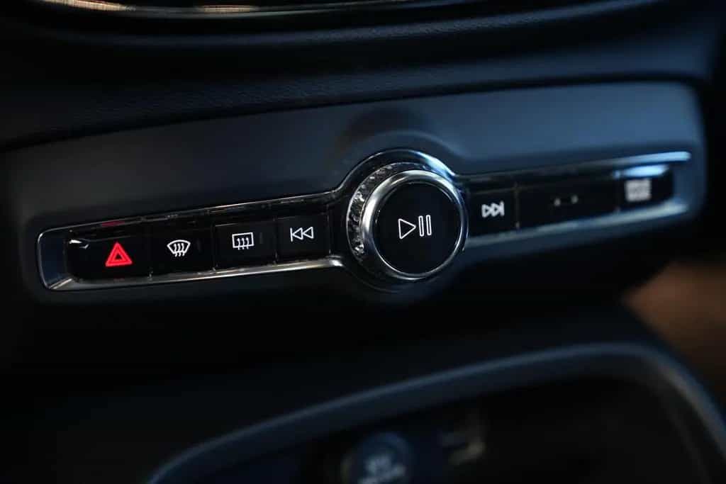 Volvo XC40 Momentum AWD 08/2018-photo-26