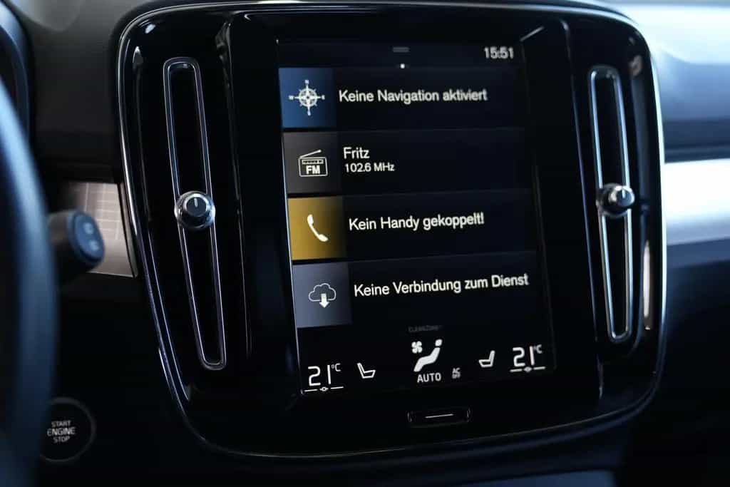 Volvo XC40 Momentum AWD 08/2018-photo-29