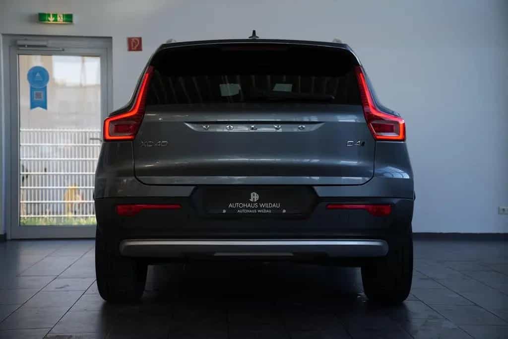 Volvo XC40 Momentum AWD 08/2018-photo-7