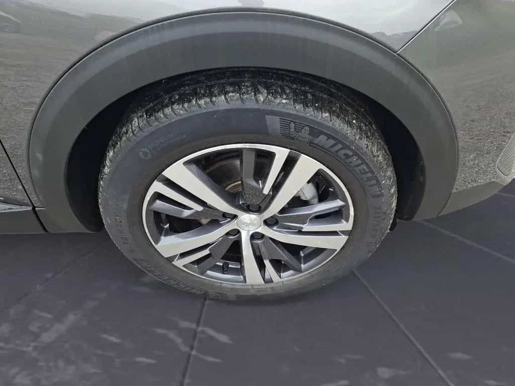 Peugeot 3008 PureTech 130 Allure Pack R-Kamera Navi 03/2024-photo-11