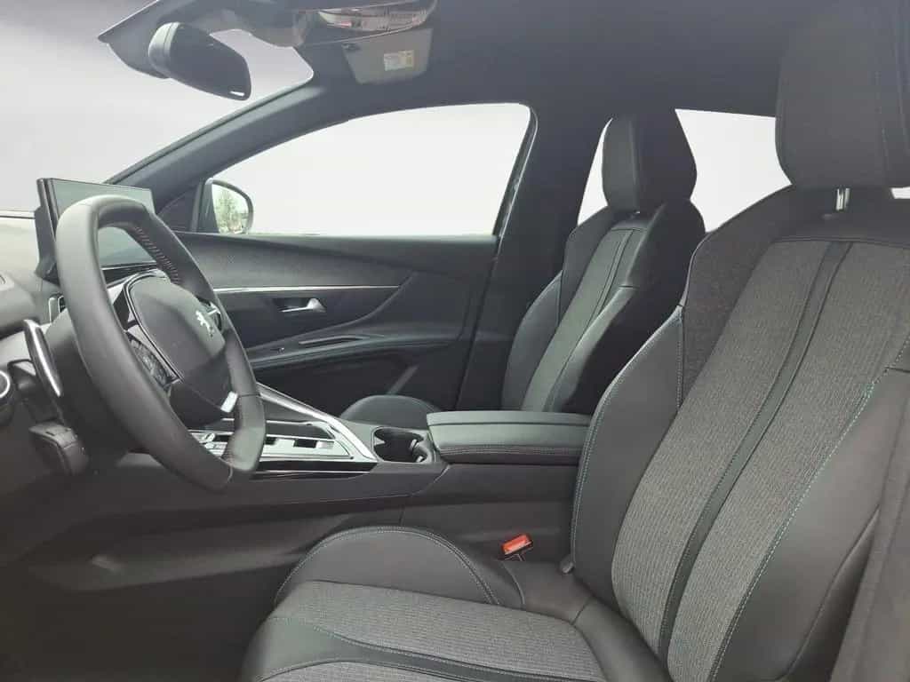 Peugeot 3008 PureTech 130 Allure Pack R-Kamera Navi 03/2024-photo-7