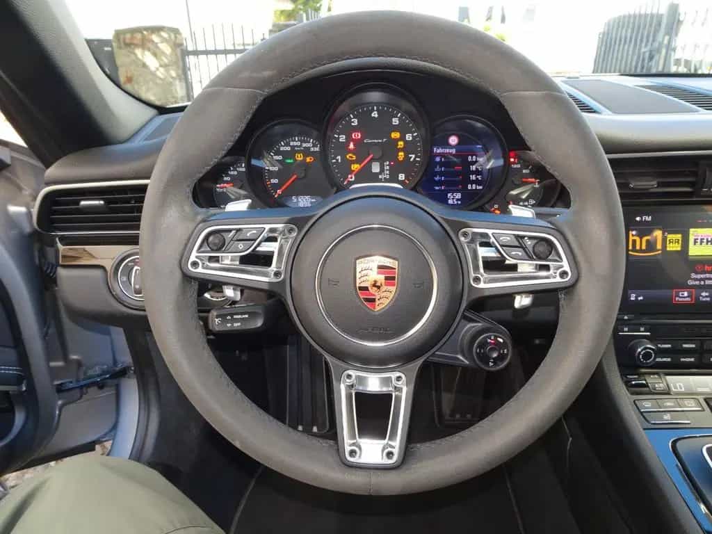 Porsche 911 Carrera T 12/2018-photo-12