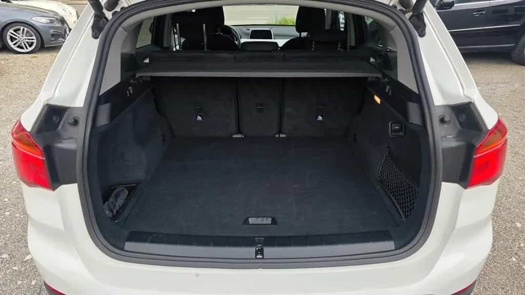 BMW X1 sDrive 18 i Advantage 11/2018-photo-13