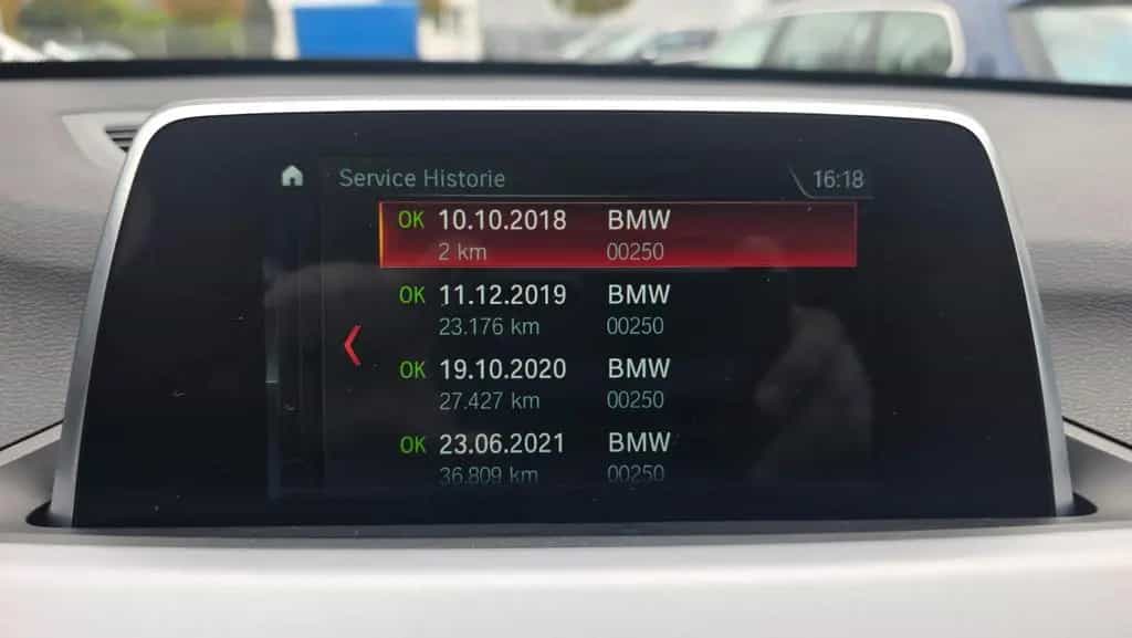 BMW X1 sDrive 18 i Advantage 11/2018-photo-14