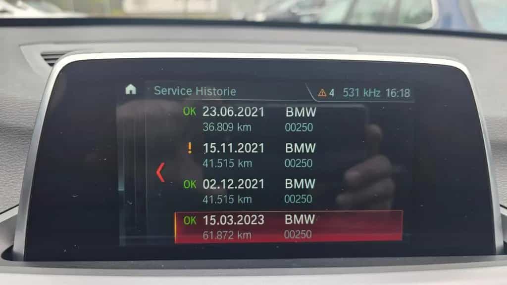 BMW X1 sDrive 18 i Advantage 11/2018-photo-15
