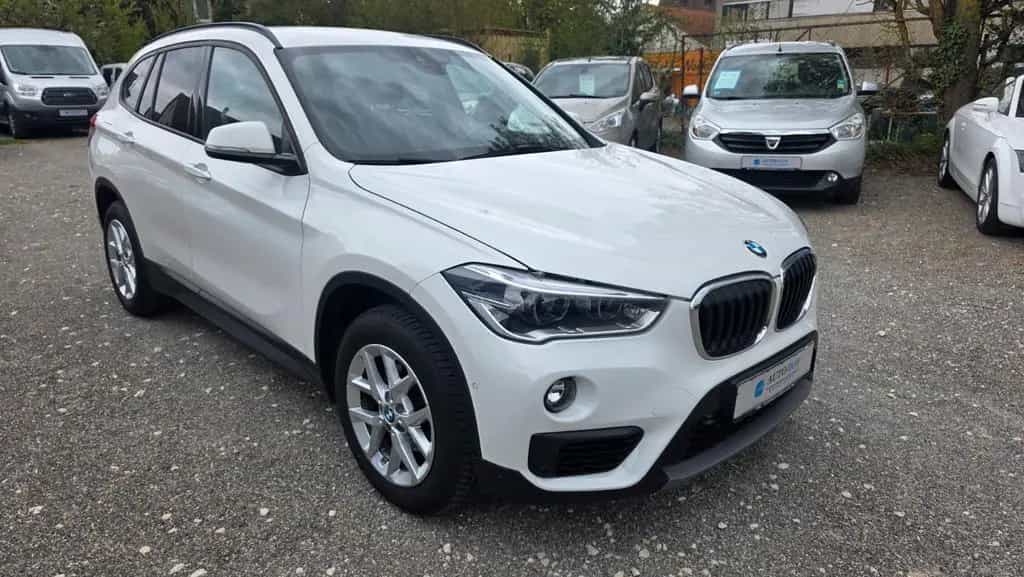 BMW X1 sDrive 18 i Advantage 11/2018-photo-2