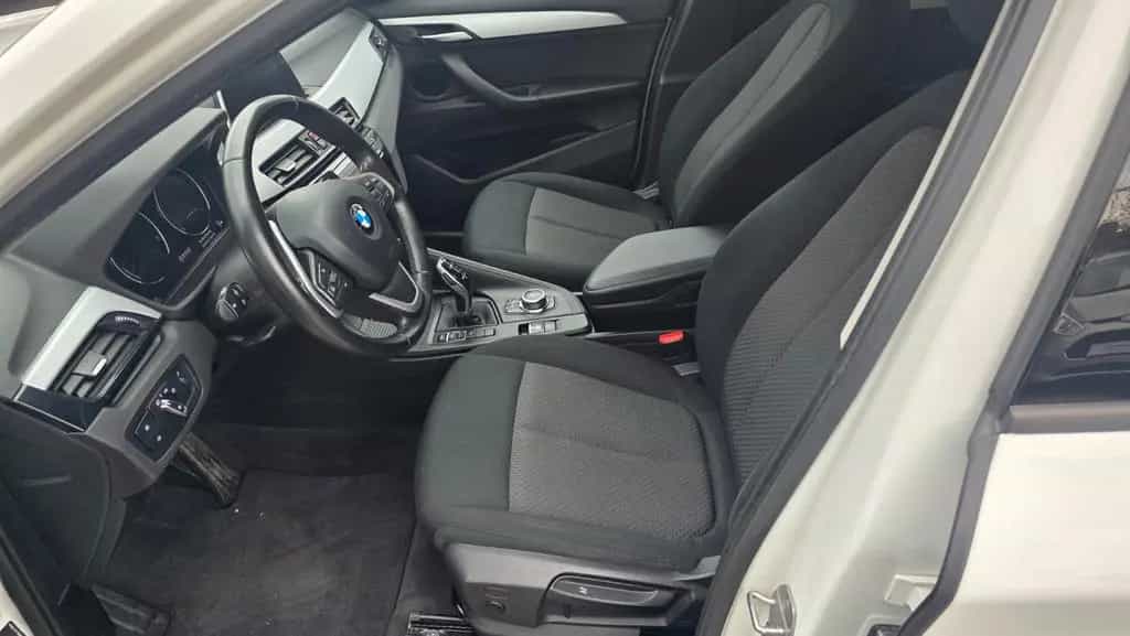 BMW X1 sDrive 18 i Advantage 11/2018-photo-8
