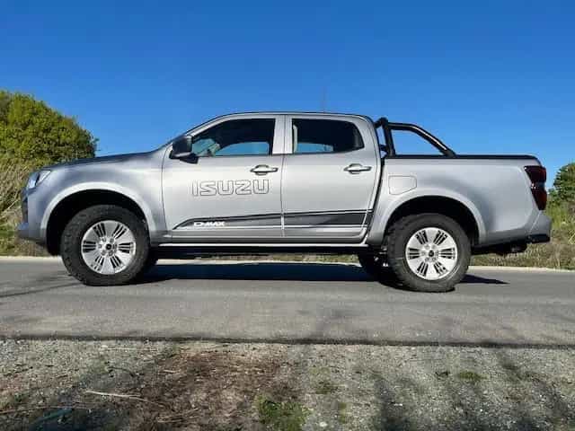 Isuzu D-Max 4x4 Rollo/Überollbügel/SHZ/PDC 01/2021-photo-0