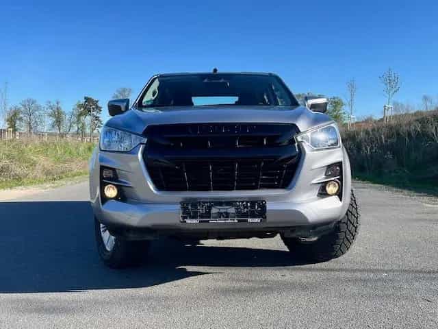 Isuzu D-Max 4x4 Rollo/Überollbügel/SHZ/PDC 01/2021-photo-2
