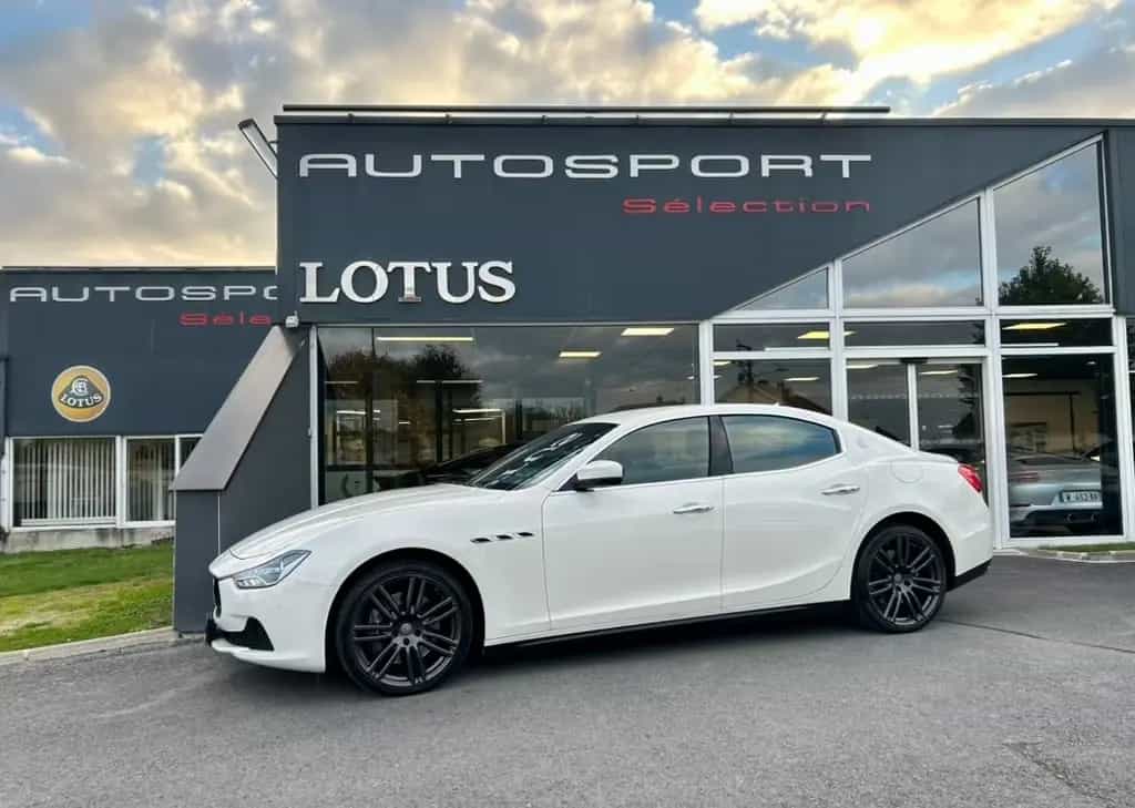 Maserati Ghibli Diesel 08/2017-photo-0
