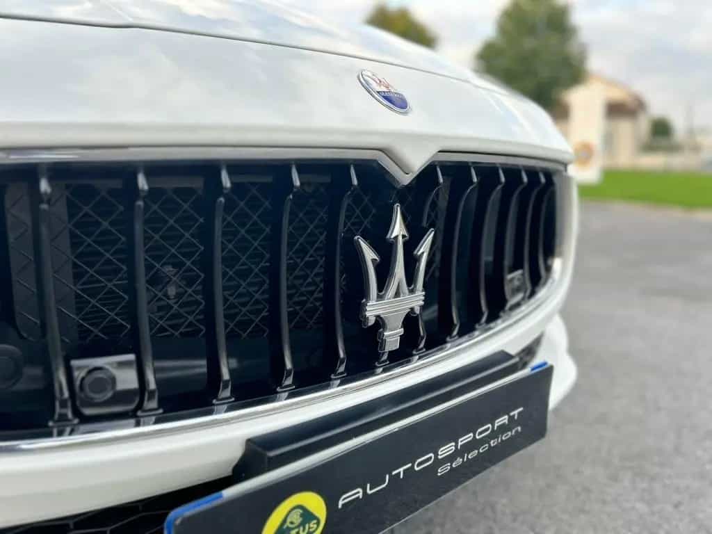 Maserati Ghibli Diesel 08/2017-photo-17