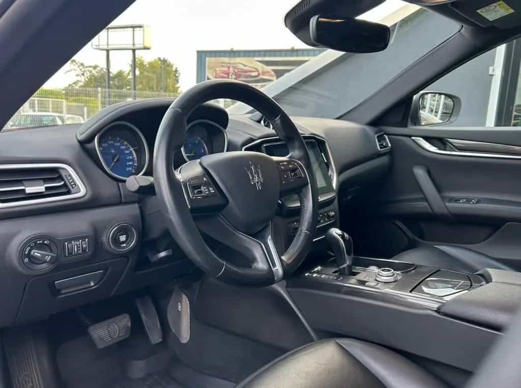 Maserati Ghibli Diesel 08/2017-photo-23