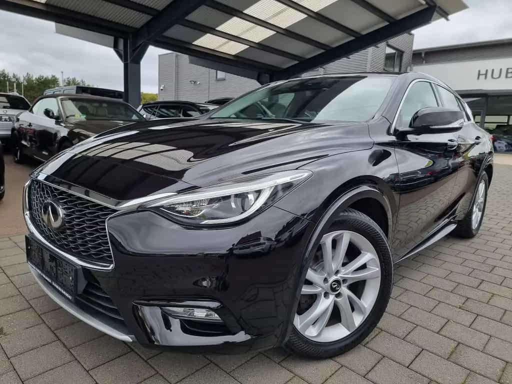 Infiniti Q30 d Premium Aut-F1 Nav LED SHZ Tempomat PERFEKT 01/2017-photo-4