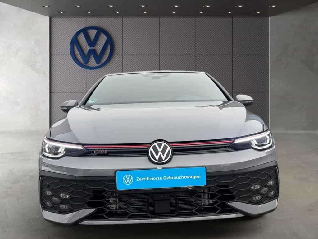 Volkswagen Golf VIII 2.0 TSI DSG GTI Navi IQ.Light DAB+ Fro 09/2025-photo-1
