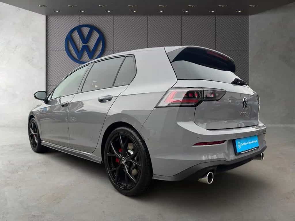 Volkswagen Golf VIII 2.0 TSI DSG GTI Navi IQ.Light DAB+ Fro 09/2025-photo-3