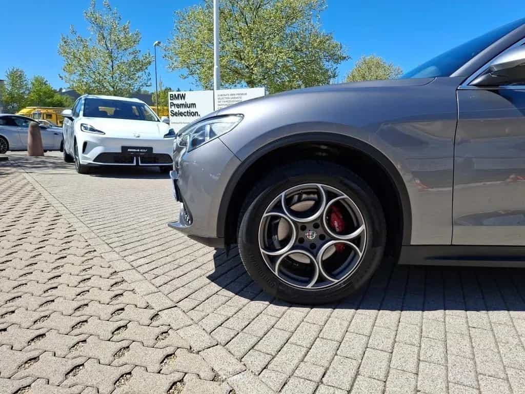 Alfa Romeo Stelvio 2.0 Turbo 16V Super AT8-Q4 Bluetooth PDC 03/2018-photo-12