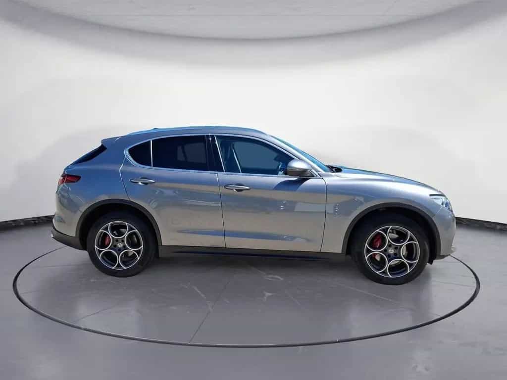 Alfa Romeo Stelvio 2.0 Turbo 16V Super AT8-Q4 Bluetooth PDC 03/2018-photo-5