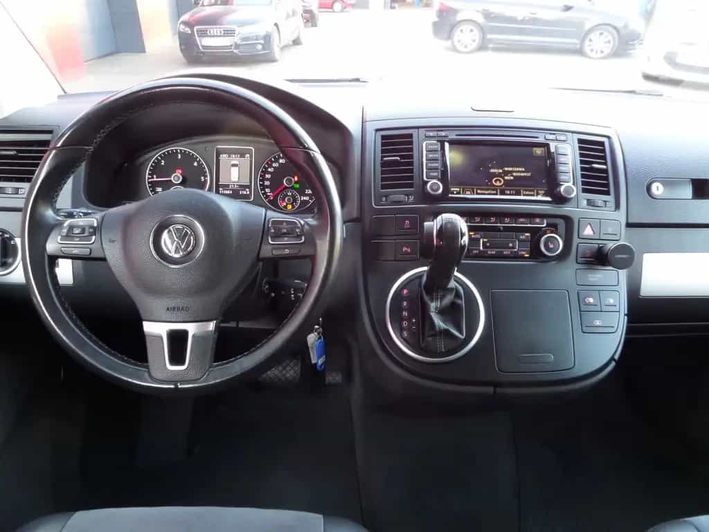 Volkswagen T5 Transporter T5 Mulitvan 2.0 TDI Life AUT.-NAVI-KAMERA- 12/2013-photo-8