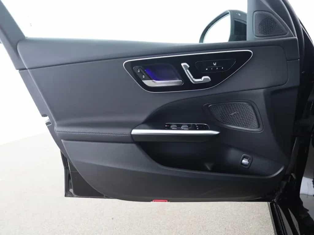 Mercedes-Benz C 220 d 4M T Avantgarde StHzg AHK Digital Light 01/2023-photo-12