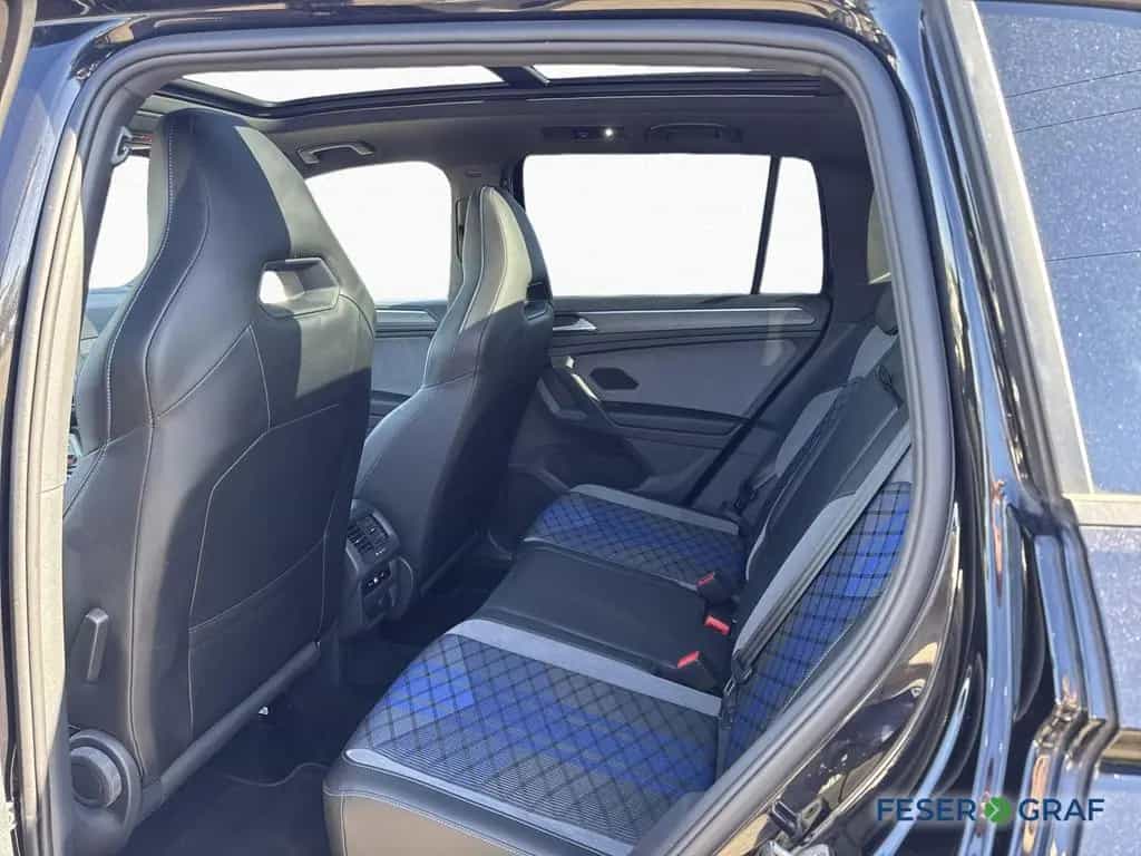 Volkswagen Tiguan R 2.0 TSI ALLRAD PANO NAVI KAM DCC MATRIX 04/2023-photo-12