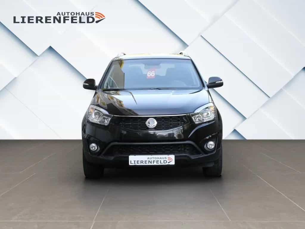 Ssangyong Korando 2.2TD 4x4 Leder Navi 1.Hand 11/2016-photo-2