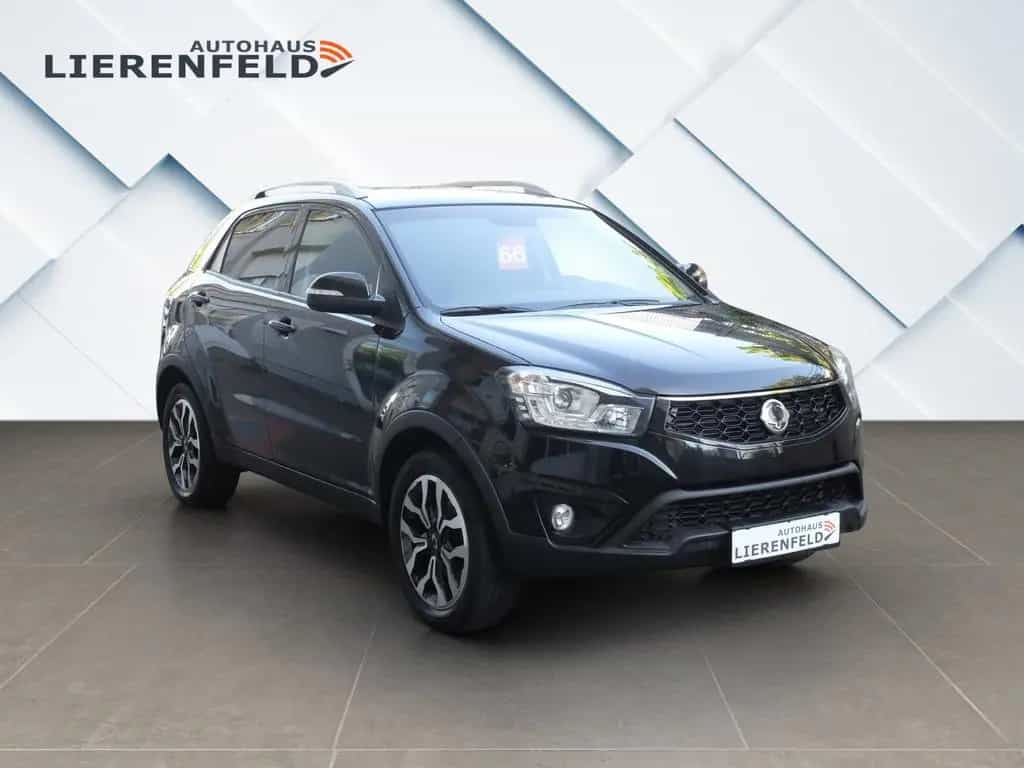 Ssangyong Korando 2.2TD 4x4 Leder Navi 1.Hand 11/2016-photo-3