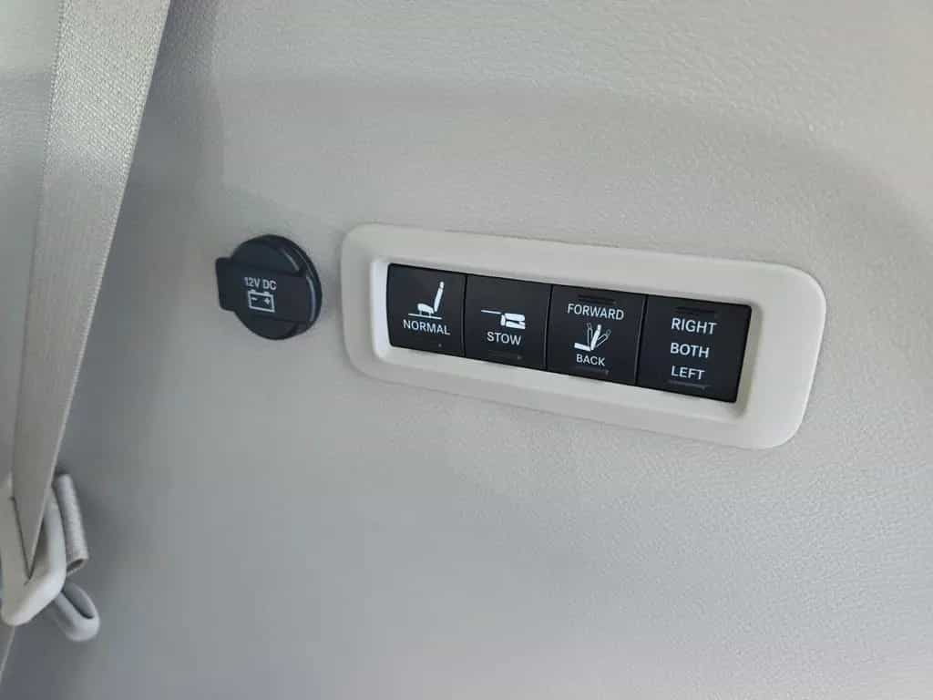 Chrysler Pacifica 3,6 Limited*8 Sitze* 06/2018-photo-13