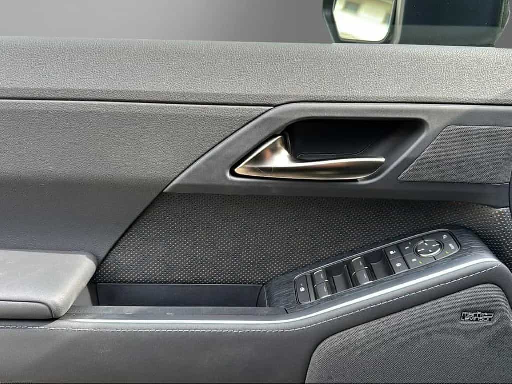 Lexus GX 550 Luxury+ V6 349 PS 4x4  Mark Lev HUD 360° null-photo-20