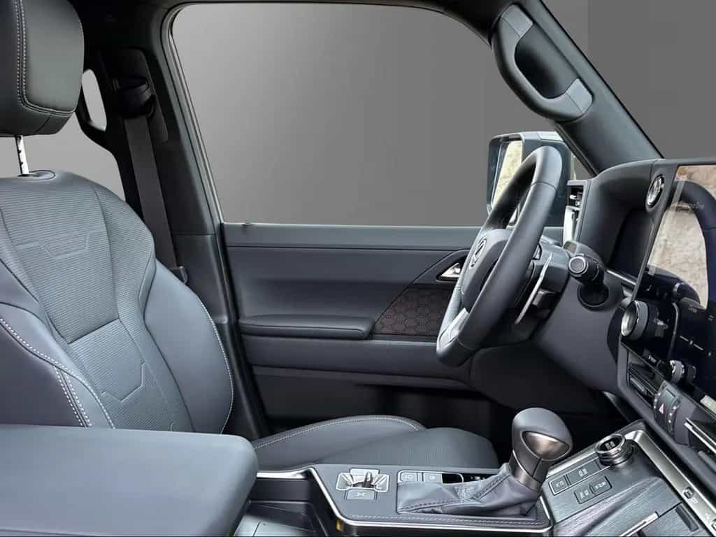 Lexus GX 550 Luxury+ V6 349 PS 4x4  Mark Lev HUD 360° null-photo-39