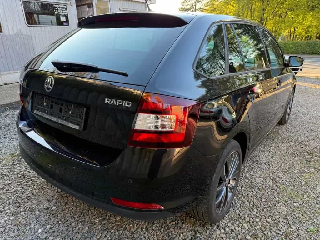 Skoda Rapid Spaceback 1.4 TSI Drive Automatik AHK 06/2017-photo-4