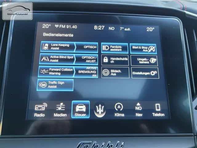 Maserati Ghibli 3,0 V6 D Leder+Schiebdach+360°+Carbon 08/2019-photo-24