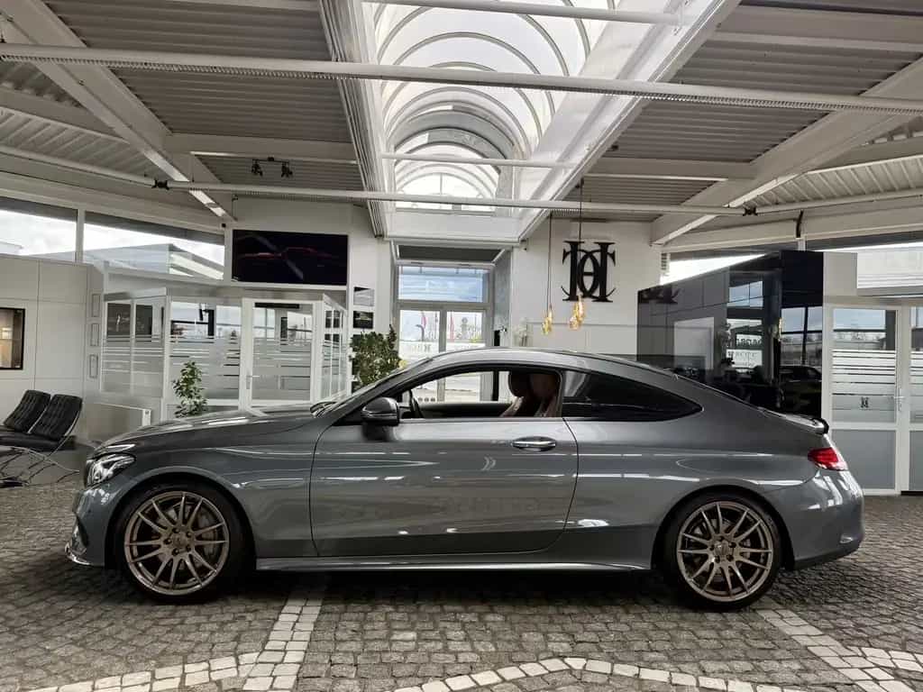 Mercedes-Benz C-Class 300 Coupe AMG-Line | Airmatic + NP 66.343 ¤ 05/2016-photo-18