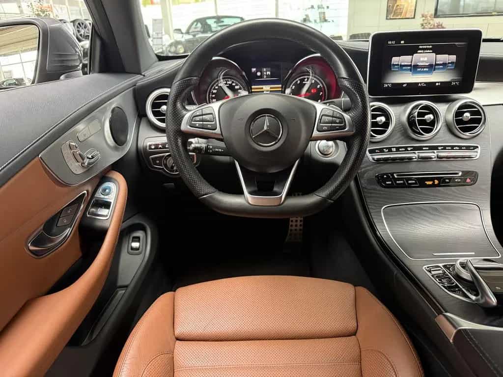 Mercedes-Benz C-Class 300 Coupe AMG-Line | Airmatic + NP 66.343 ¤ 05/2016-photo-29