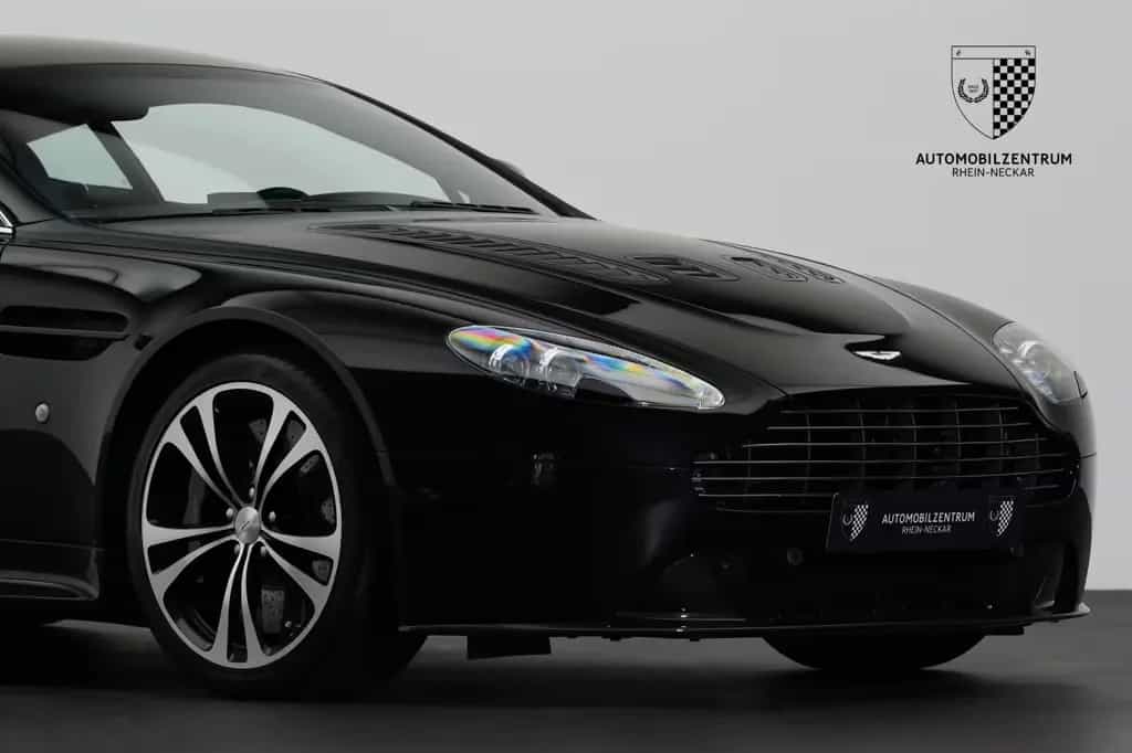 Aston Martin V12 Vantage Carbon/Memory/Sportsitze 07/2012-photo-27