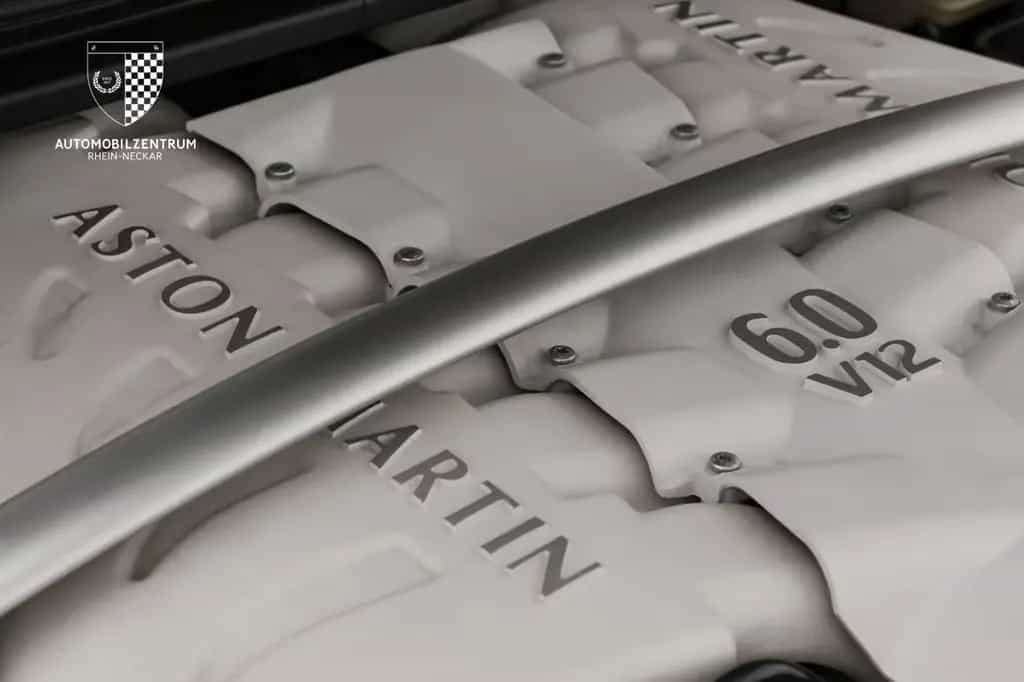 Aston Martin V12 Vantage Carbon/Memory/Sportsitze 07/2012-photo-31