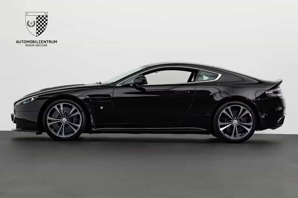 Aston Martin V12 Vantage Carbon/Memory/Sportsitze 07/2012-photo-6