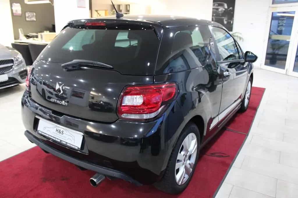 Citroën DS3 VTi 120 SoChic *TUEV NEU.*Sommer/Winterräder 01/2013-photo-2