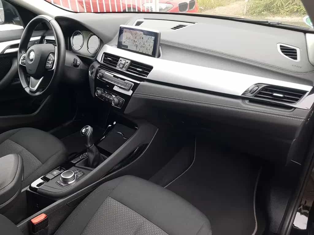 BMW X2 sDrive18i Advantage Navi AHK PDC Sitzheizung 05/2022-photo-12
