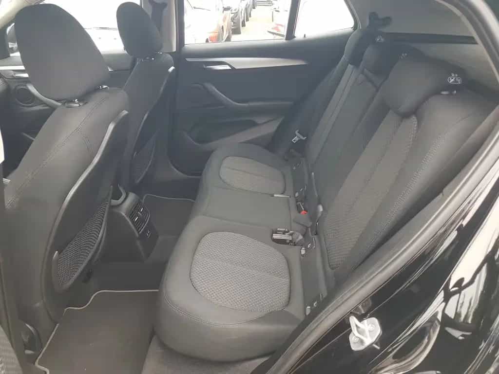 BMW X2 sDrive18i Advantage Navi AHK PDC Sitzheizung 05/2022-photo-13