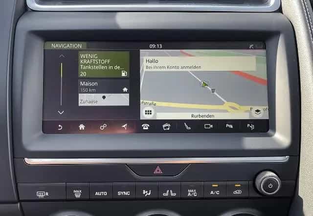 Jaguar E-Pace D240 R-Dynamic PANO SHZ NAVI RFK LED MERI 04/2018-photo-19