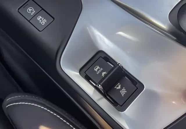 Jaguar E-Pace D240 R-Dynamic PANO SHZ NAVI RFK LED MERI 04/2018-photo-21