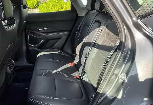 Jaguar E-Pace D240 R-Dynamic PANO SHZ NAVI RFK LED MERI 04/2018-photo-24