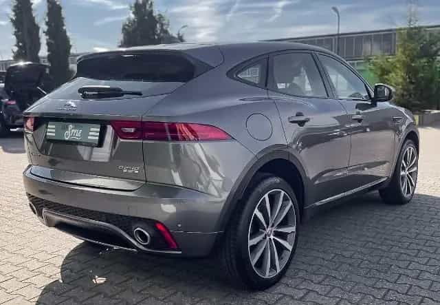 Jaguar E-Pace D240 R-Dynamic PANO SHZ NAVI RFK LED MERI 04/2018-photo-3