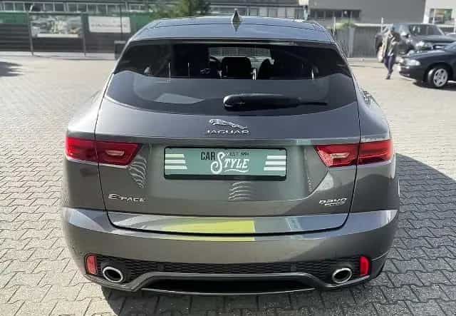 Jaguar E-Pace D240 R-Dynamic PANO SHZ NAVI RFK LED MERI 04/2018-photo-4