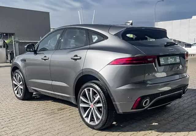 Jaguar E-Pace D240 R-Dynamic PANO SHZ NAVI RFK LED MERI 04/2018-photo-5