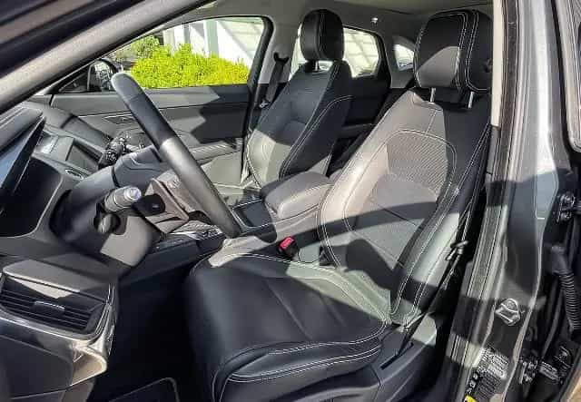Jaguar E-Pace D240 R-Dynamic PANO SHZ NAVI RFK LED MERI 04/2018-photo-9