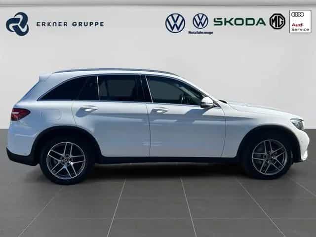 Mercedes-Benz GLC-Class 300 4Matic AMG 10/2017-photo-5