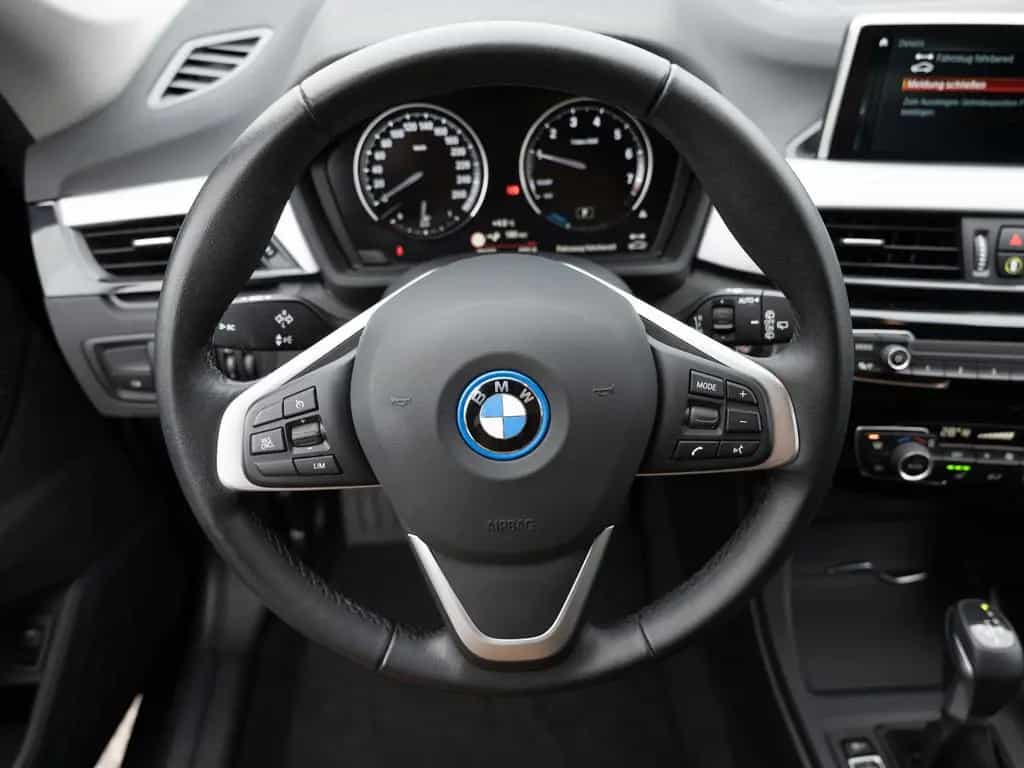 BMW X1 xDrive 25e Advantage FACEL. NAVI SHZ PDC 01/2022-photo-14