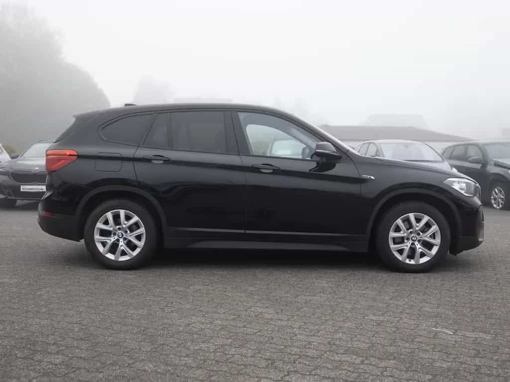 BMW X1 xDrive 25e Advantage FACEL. NAVI SHZ PDC 01/2022-photo-4